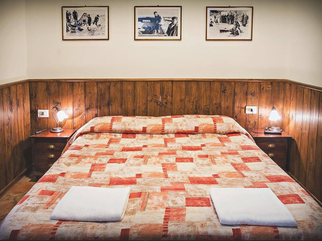 Bed And Breakfast Ichnos Cala Gonone Bilik gambar